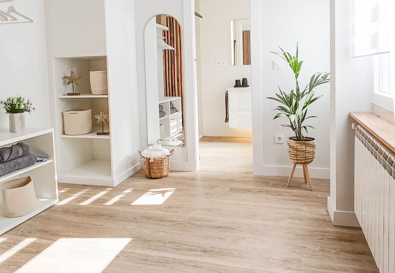 Apartamento en Gijón - 1A163 ALQUILER TEMPORADA Moderno a un paso Playa P