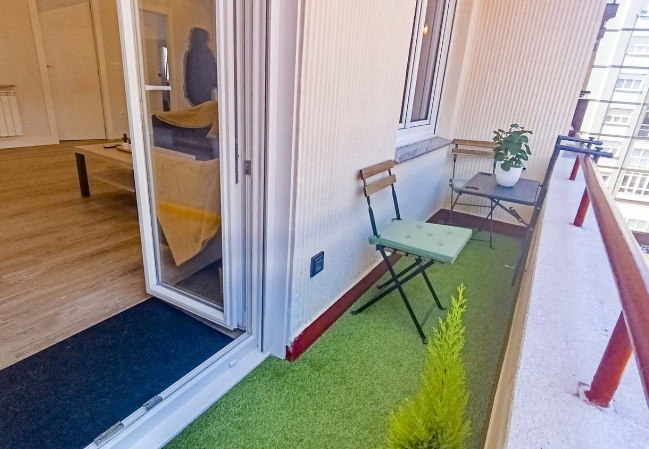 Apartamento en Gijón - 1A163 ALQUILER TEMPORADA Moderno a un paso Playa P