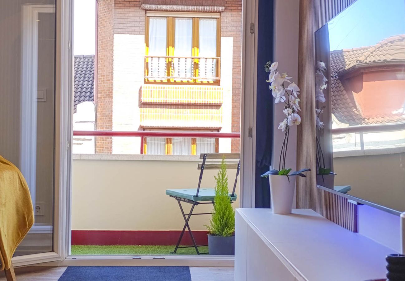 Apartamento en Gijón - 1A163 ALQUILER TEMPORADA Moderno a un paso Playa P