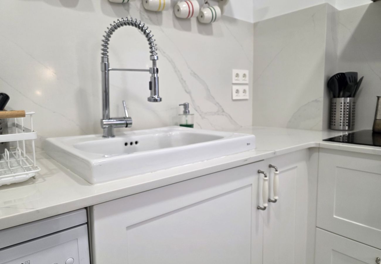 Apartamento en Gijón - 1A165 Moderno y coqueto apartamento con garaje