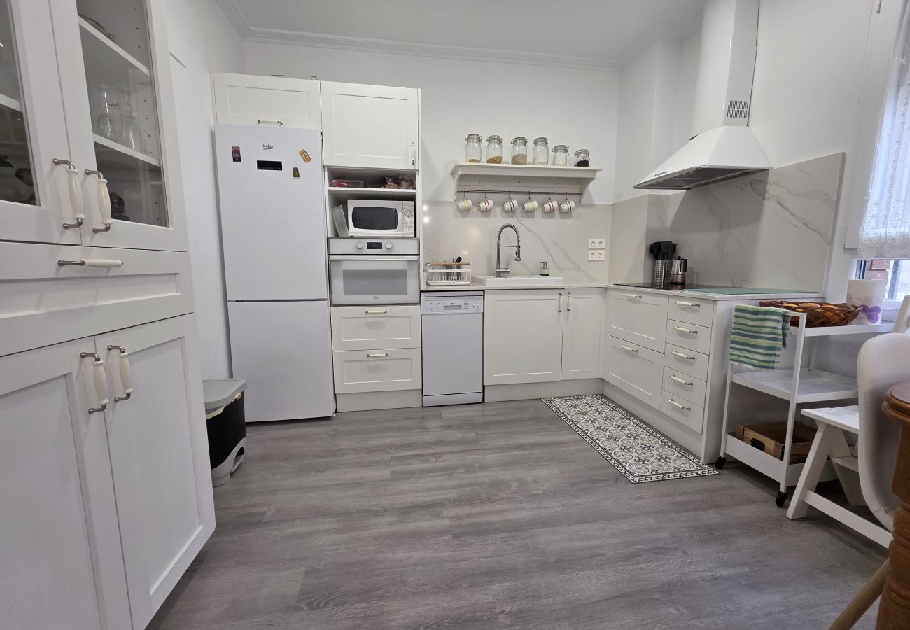 Apartamento en Gijón - 1A165 Moderno y coqueto apartamento con garaje