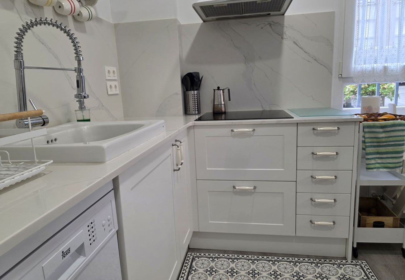 Apartamento en Gijón - 1A165 Moderno y coqueto apartamento con garaje