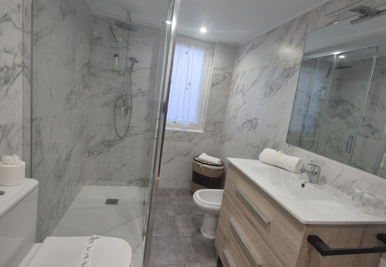 Apartamento en Gijón - 1A166 ALQUILER TEMPORADA Apartamento recién reform