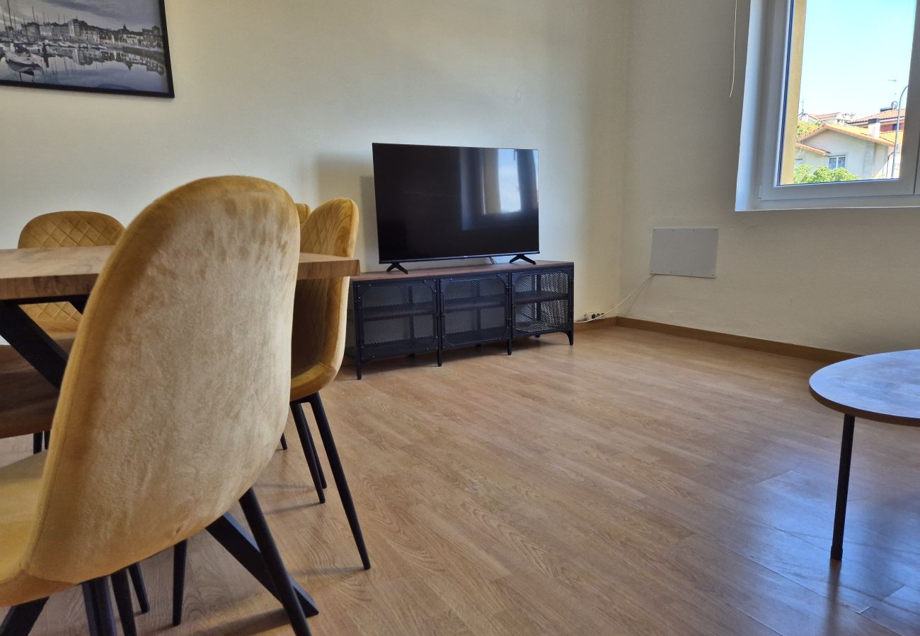 Apartamento en Oviedo - 648A2 Apartamentos Mareval