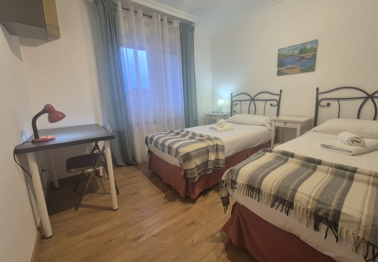 Apartamento en Gijón - 1A169 Apartamento de 3 dormitorios  en Gijón